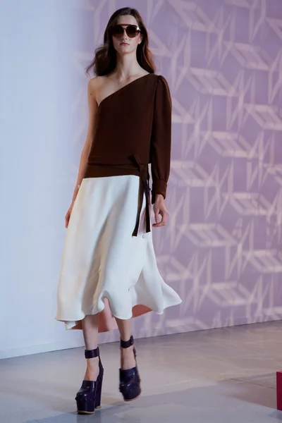 Look 5